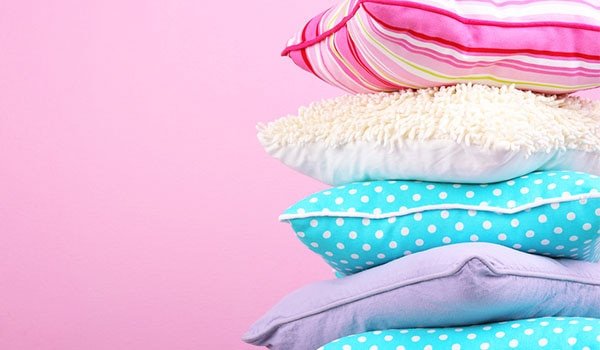 What Is a Pillow Cover and How to Choose the Right One?