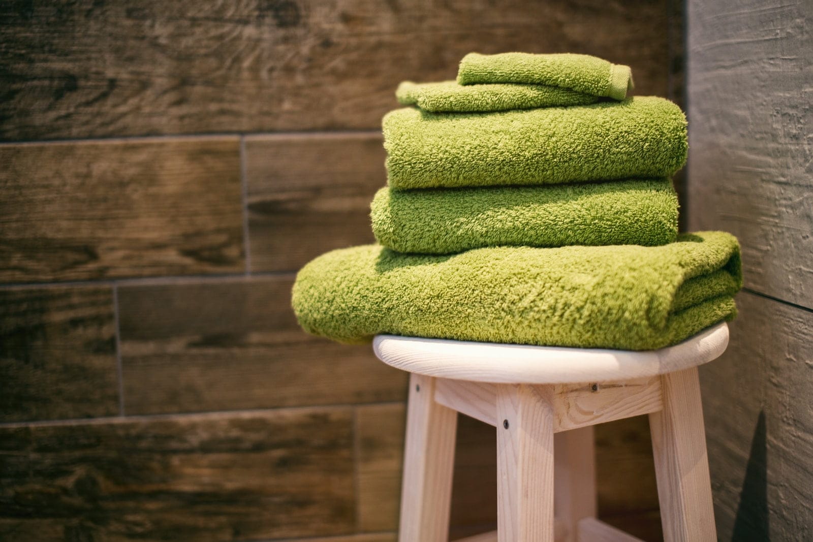 Why Does My Towel Smell After I Shower? – An Ultimate Explanation