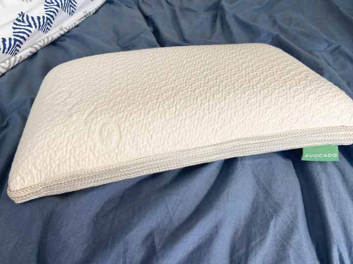 Why do latex pillows smell and what’s the reason?